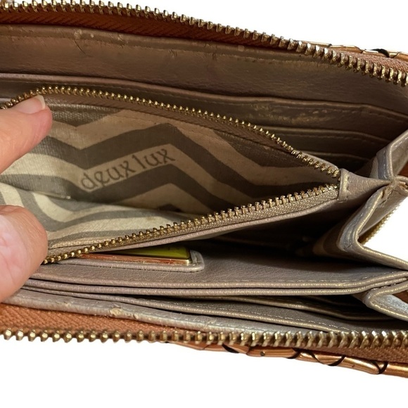 Deux LUX SUNSET ROSE GOLD WOVEN ZIP AROUND WALLET - Picture 4 of 8